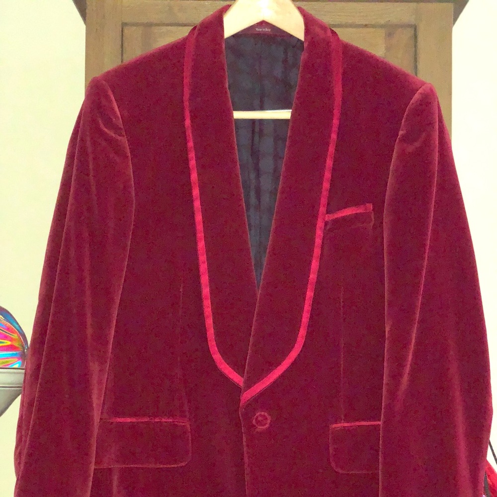 Gucci Men’s Red Velvet Smoking Jacket